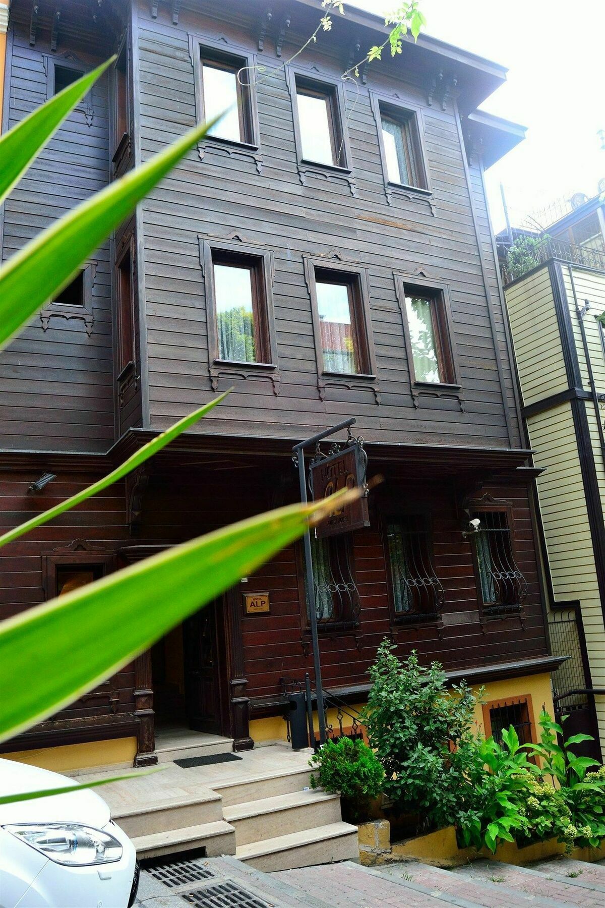 Hotel Alp Guesthouse Istanbul Ngoại thất bức ảnh